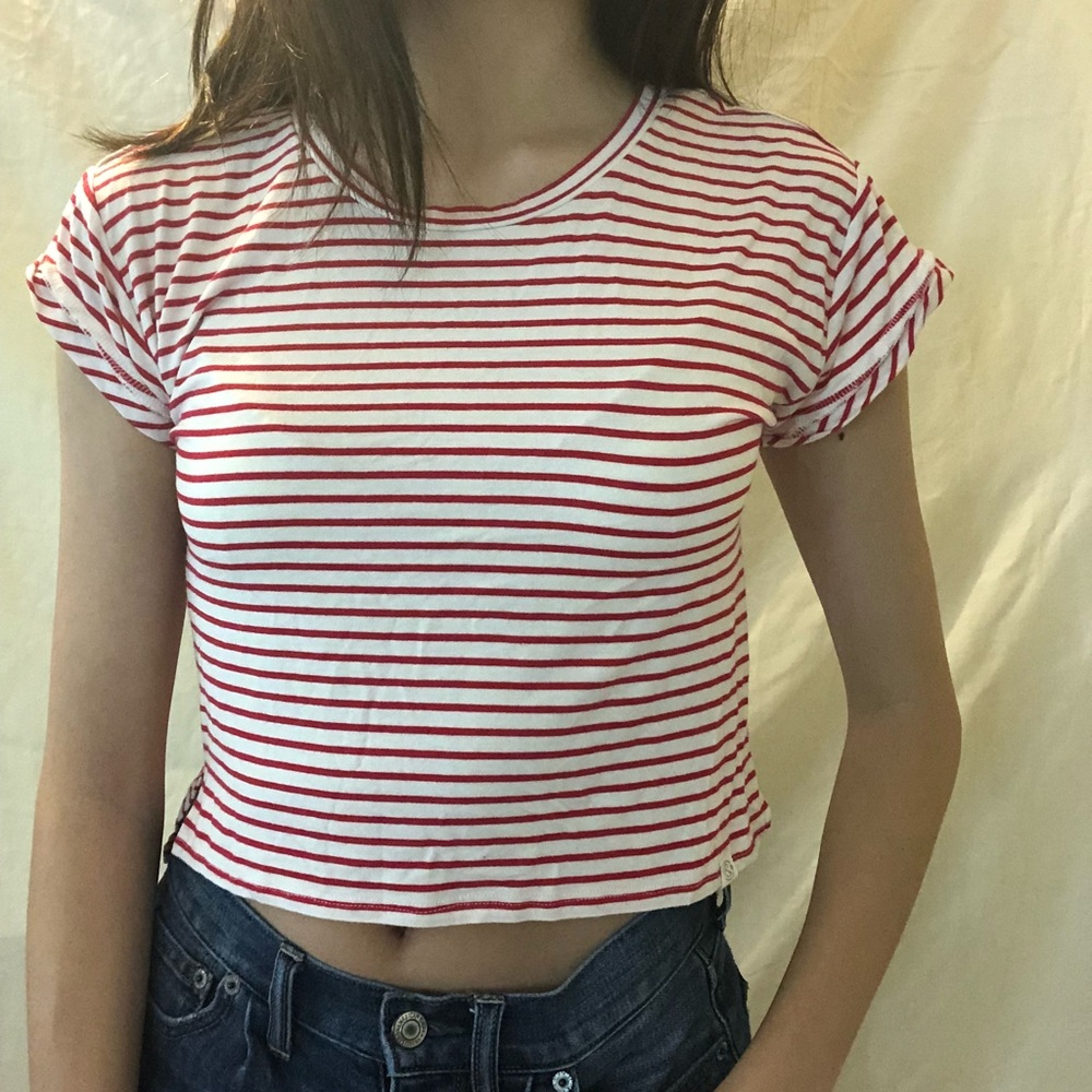 Treasure&bond 
❤️Red and white striped cropped tee